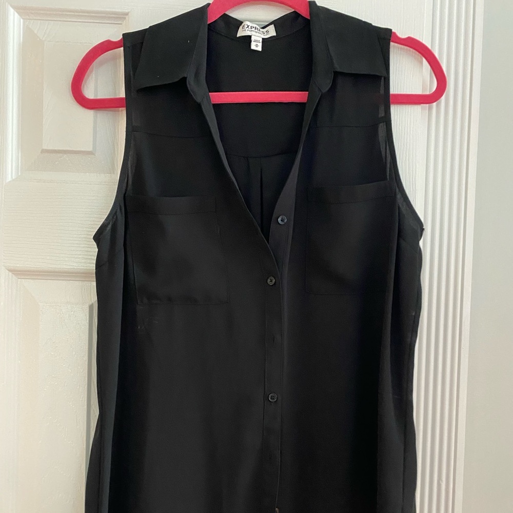 Express portfino sleeveless blouse